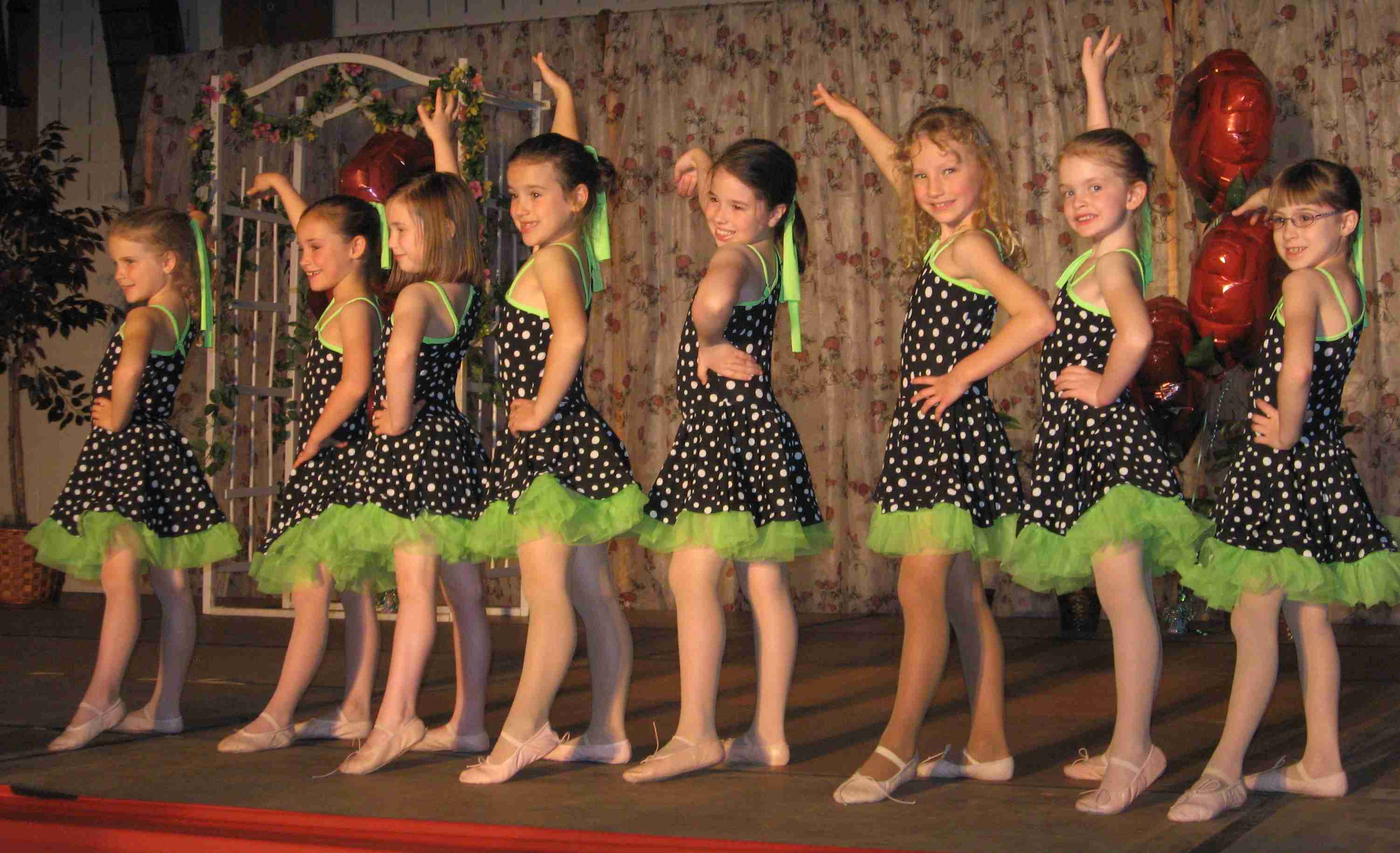 2009-04-24 Janes Dance Recital.jpg